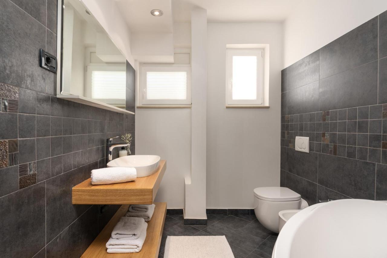 Design Apartment Bellevue Poreč Buitenkant foto